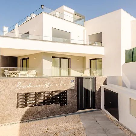Casa Ria Retreat *